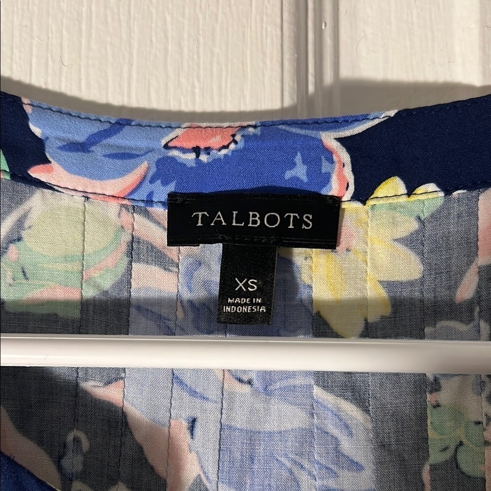 Talbots Womens XS Floral Navy Blouse - Picture 2 of 4